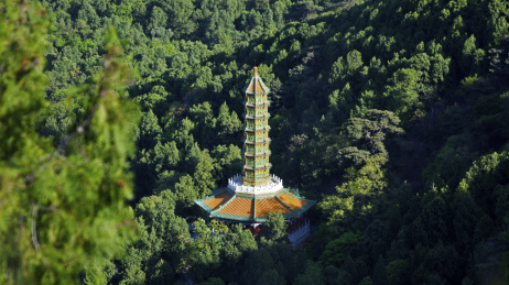 中国北京香山昭庙万寿琉璃塔