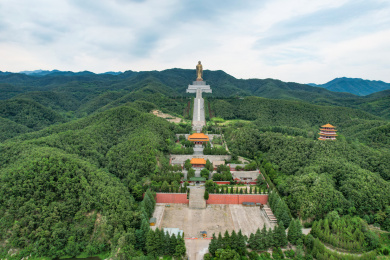 中国河南鲁山中原大佛