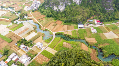 航拍广西都安地下河国家地质公园天窗群
