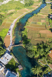航拍广西都安地下河国家地质公园天窗群