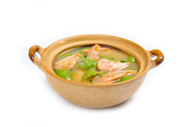 家常汤菜美食丝瓜煮大虾汤