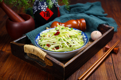 特色凉菜美食凉拌洋瓜丝