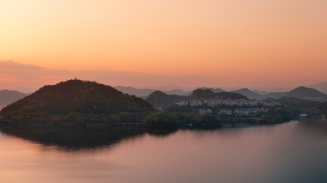 浙江省杭州市临安区青山湖夕阳风光