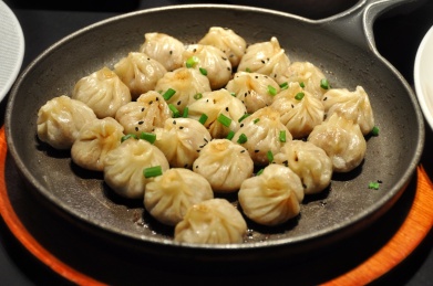 铁板拇指生煎包