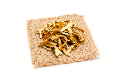 白背景传统中药材陈皮