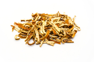 白背景传统中药材陈皮