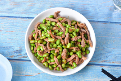 一盆青豆炒肉丝