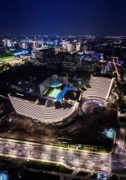 中国浙江杭州世贸大厦夜景