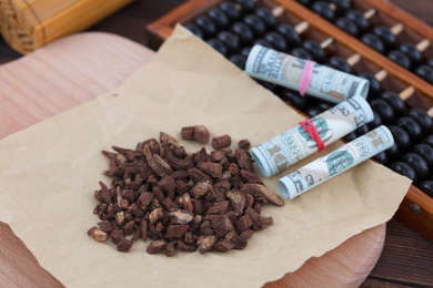 中药的价值丹参和美元钞票