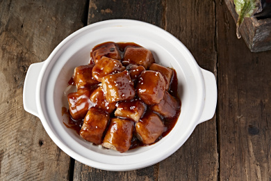 砂锅浇汁烧芋头