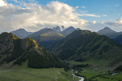中国新疆伊犁昭苏县夏塔景区风光