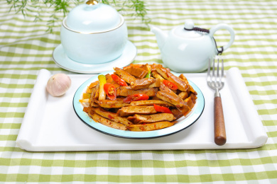 特色农家菜爆炒五香豆干