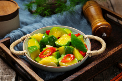 家常菜肴美食生炒小麦瓜姜柄瓜