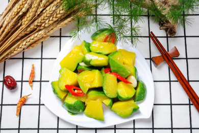 云南菜肴美食炒姜柄瓜小麦瓜