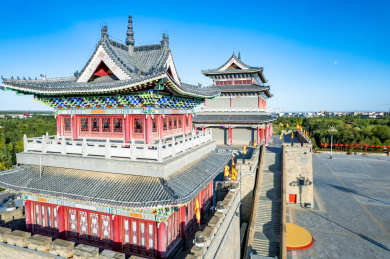 宁夏盐池县长城关九曲黄河阵城市风光