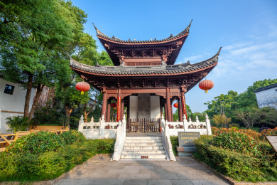 杭州临平塘栖御碑公园
