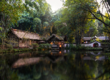 中国成都杜甫草堂博物馆茅屋故居景区风光