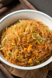包菜炒粉丝