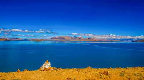 蓝色拉昂错中国西藏阿里普兰