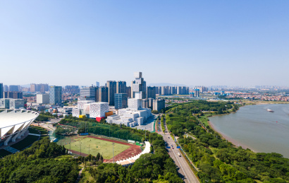 中国佛山新城佛山坊塔建筑群航拍风光