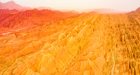 中国新疆红土石林地貌航拍