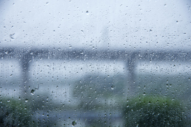 重庆至长沙G56高速公路雨中即景