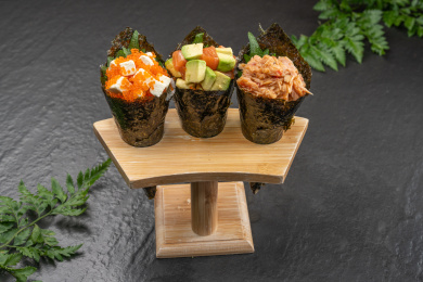 日式料理寿司手卷拼盘组合