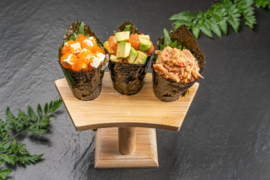 日式料理寿司手卷拼盘组合