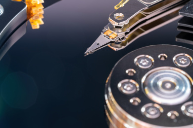 机械硬盘内部微距特写