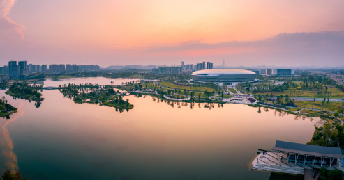 航拍成都东安湖公园东安新城城市建筑晚霞