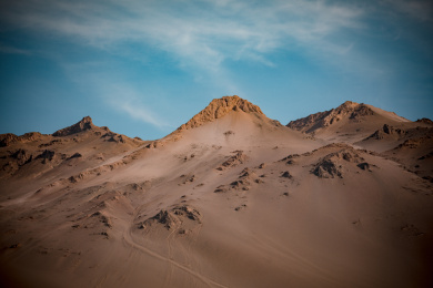 中国新疆吐鲁番巴州阿拉沟的风光
