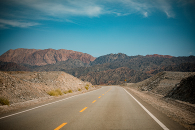 中国新疆吐鲁番巴州阿拉沟的风光