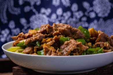 牛肉炒苦瓜美食