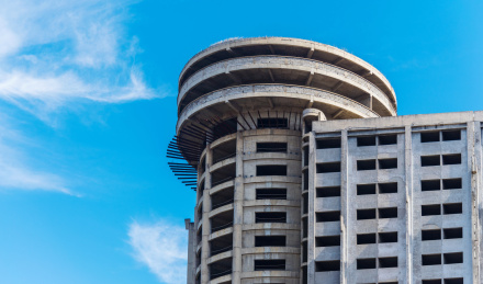 未建成的高层建筑局部