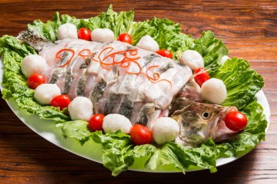 滋补养生传统粤菜翅汤滑鳜鱼