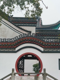 冬天武汉飘雪中的古风建筑晴川阁