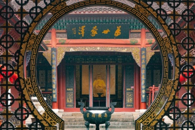 冬天武汉小雪中的汉阳晴川阁