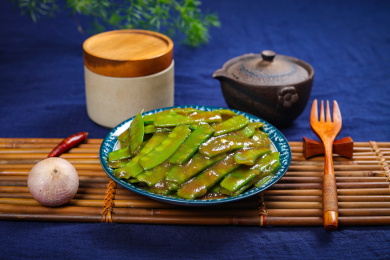 特色农家菜耗油青豆
