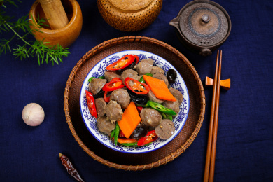 美味下酒菜小炒手打牛丸