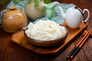 传统火锅配菜土豆粉