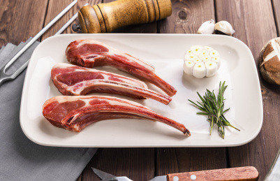 新鲜美食战斧羊排