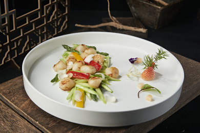 芦笋彩椒百合小炒澳带（瑶柱）