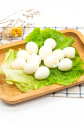 新鲜火锅食材涮菜去皮鹌鹑蛋