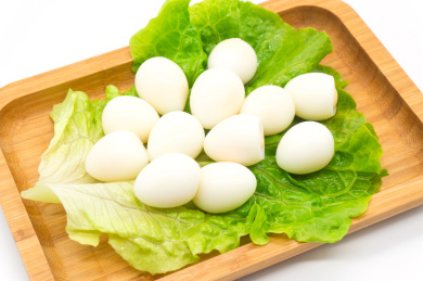 新鲜火锅食材涮菜去皮鹌鹑蛋