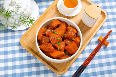 家常小炒菜肴炒南瓜