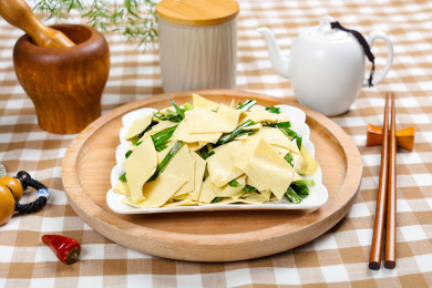 美味家常菜韭菜炒豆腐皮