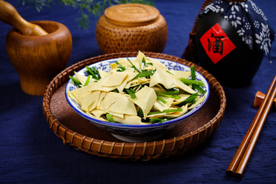 素食菜肴美食韭菜炒豆腐皮