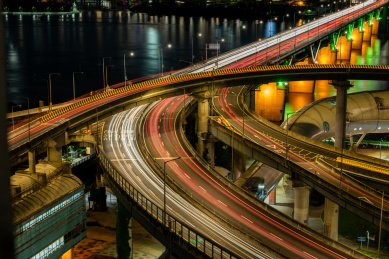 韩国首尔清潭大桥城市风光