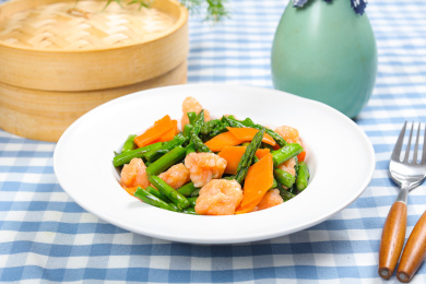 美味下酒菜芦笋炒鱼滑