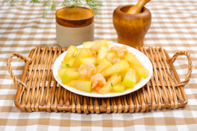 家常小炒菜肴虾仁烩冬瓜